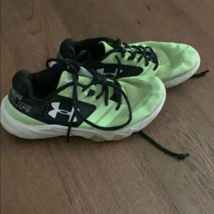 Kids shoes